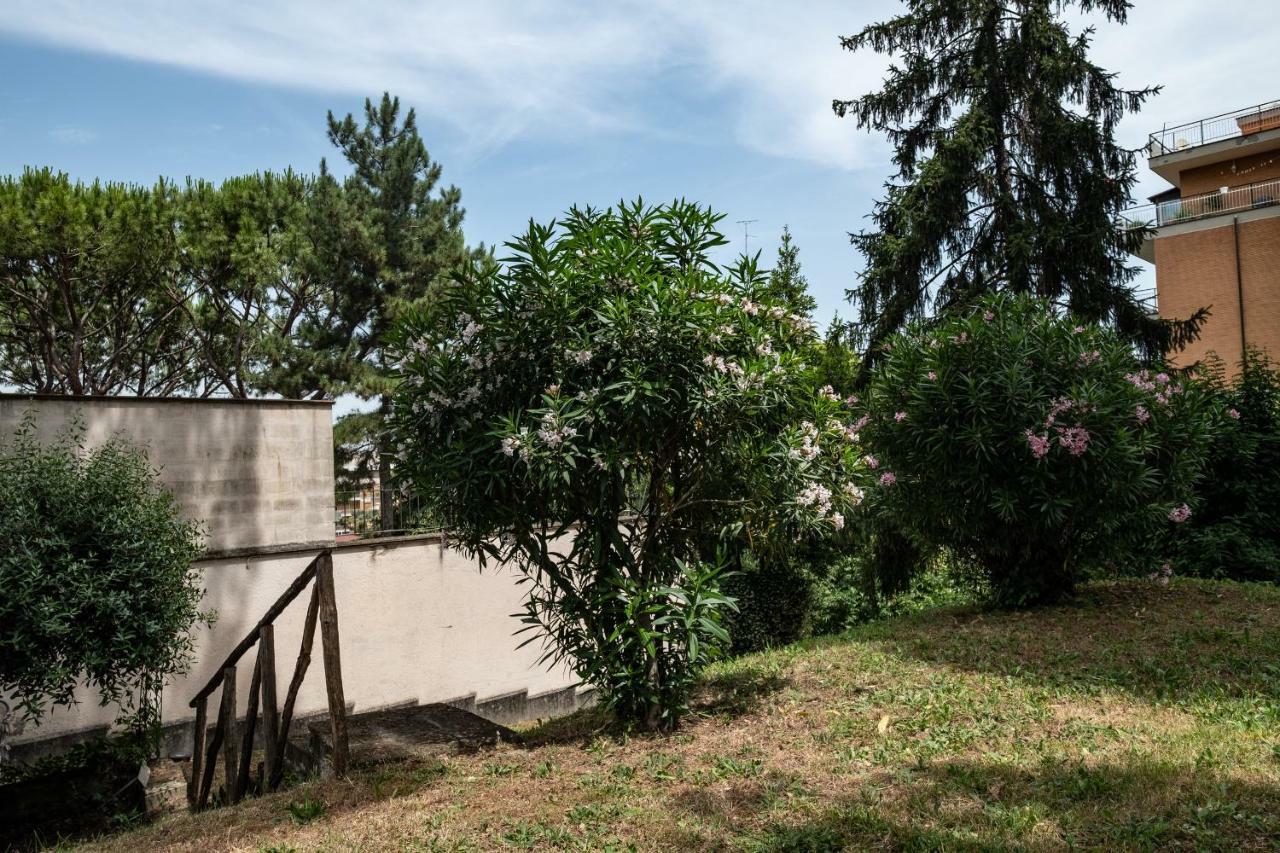 Vatican Quiet Apartment With Garden & Parking Rome Exterior photo